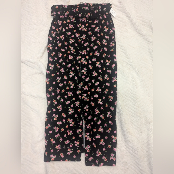 NWT ZARA Black and Pink Floral High Waisted Midi Skirt with Belt - Picture 3 of 7